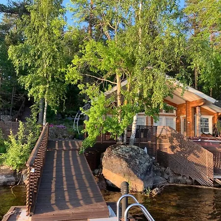 Teivonsalmi Villa *